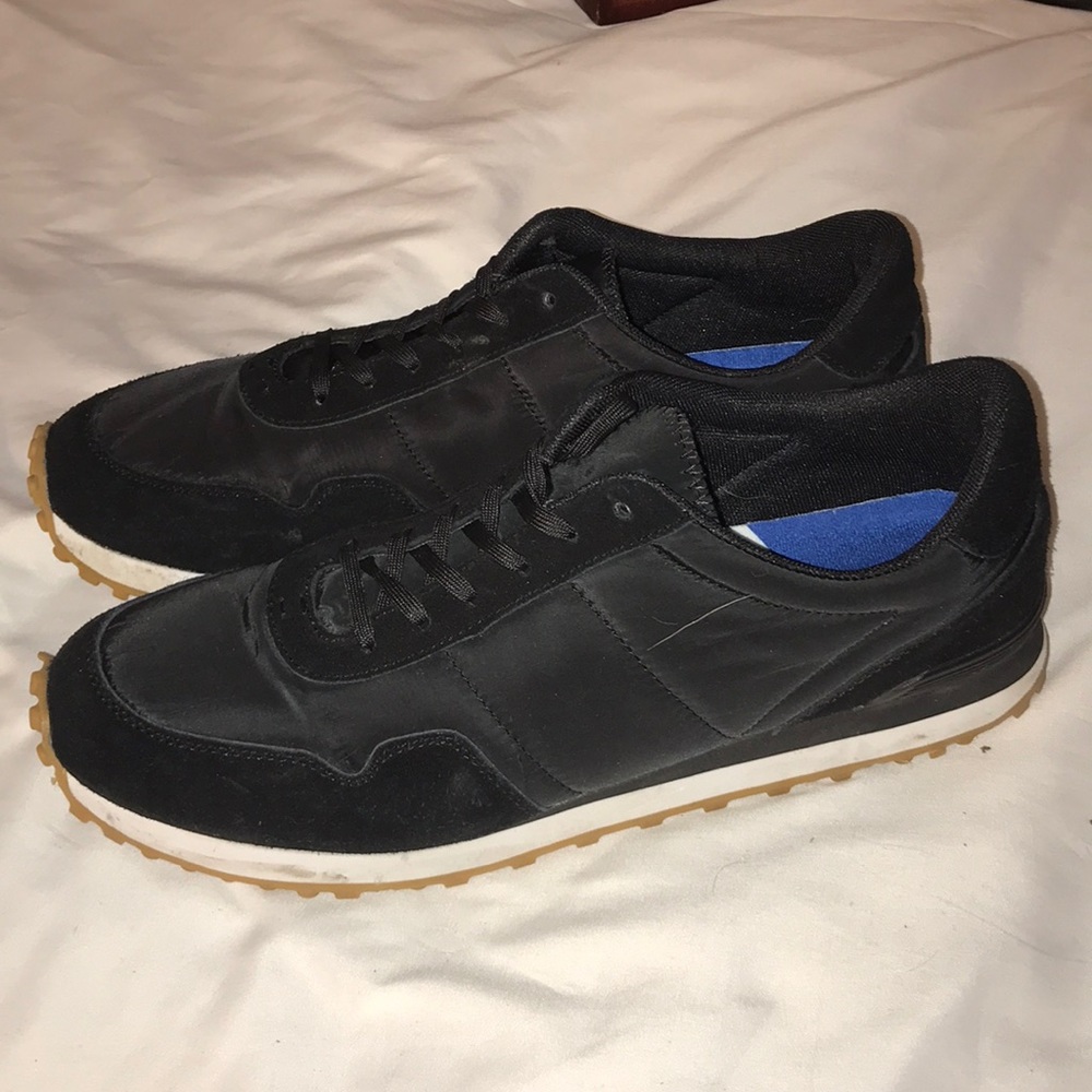 GREATS Casual Tennis Shoe Sneaker Black Suede